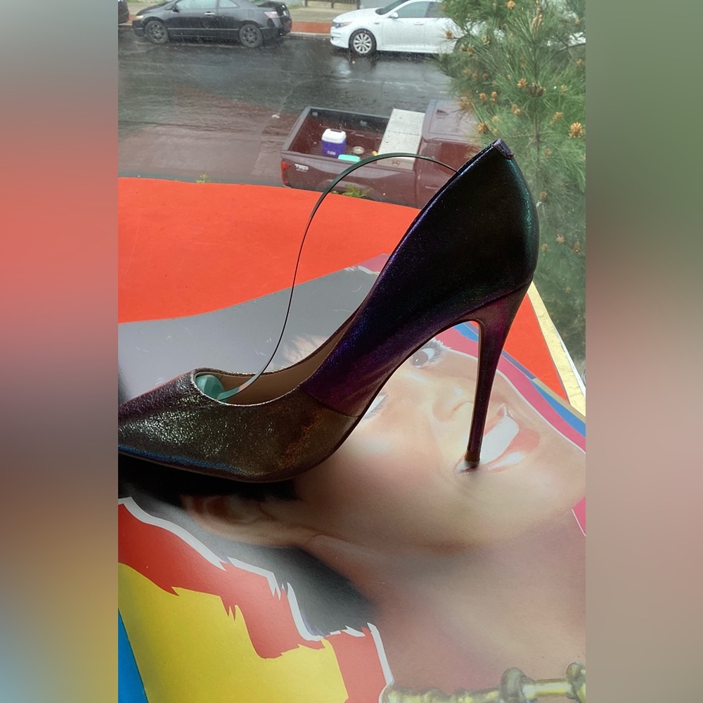 Vintage color shoe trees